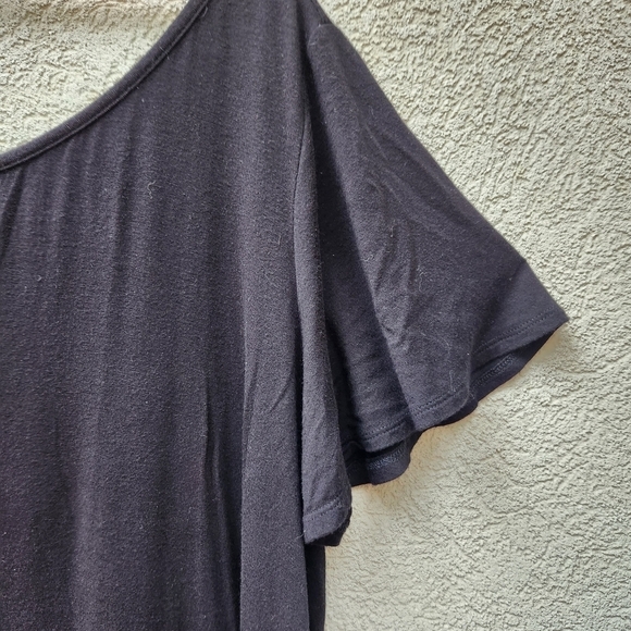 Torrid Top Womens 3X Plus Black Single Cold Shoulder Asymmetrical Rayon Stretch - Picture 7 of 9